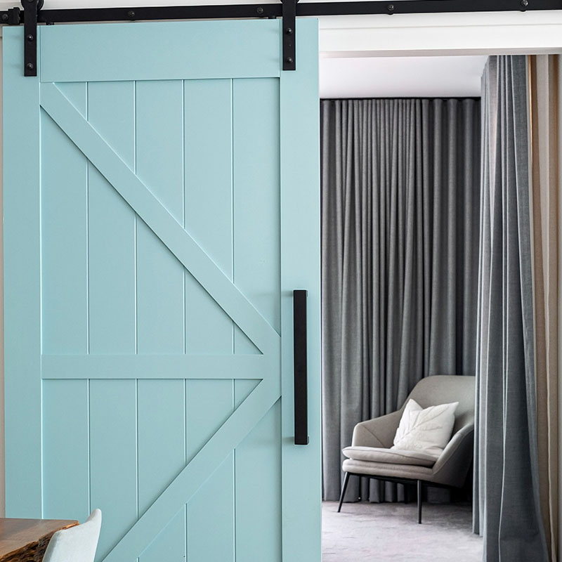 barn_door1